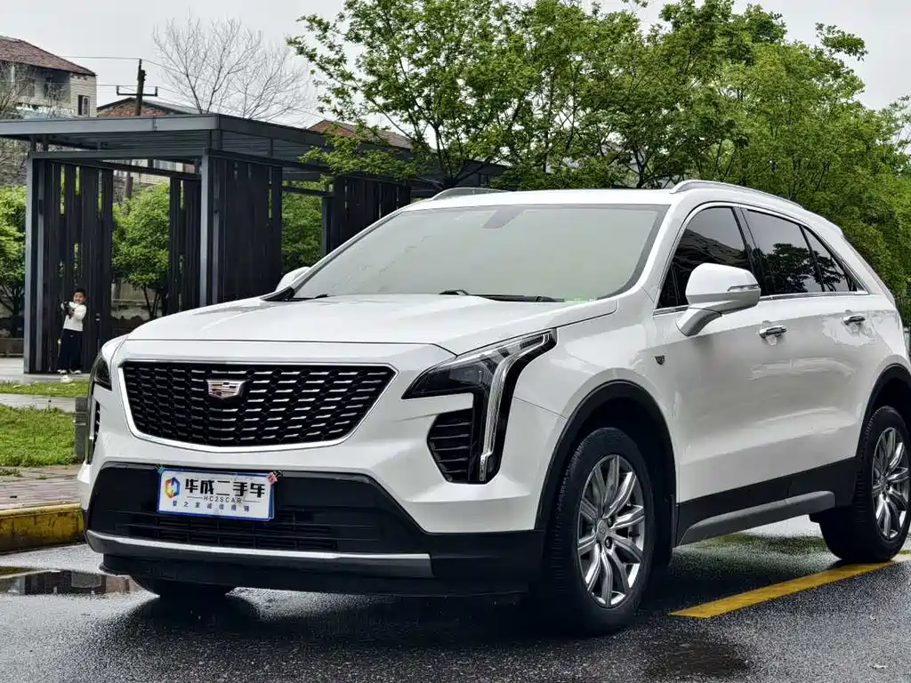 Cadillac XT4 2021 — фото 3