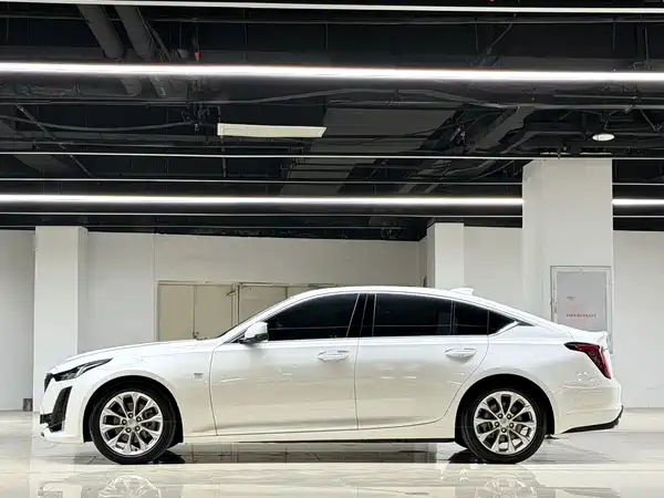 Cadillac CT5 2022