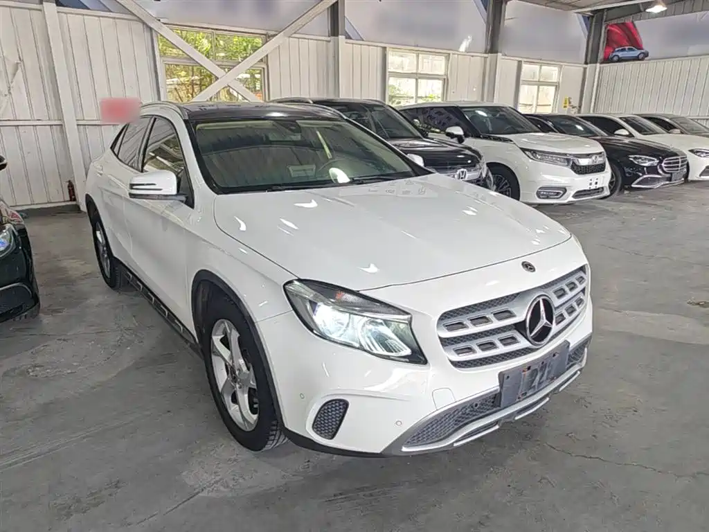 Mercedes-Benz GLA 2018 — фото 4