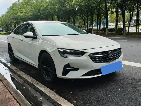 Buick Regal 2021