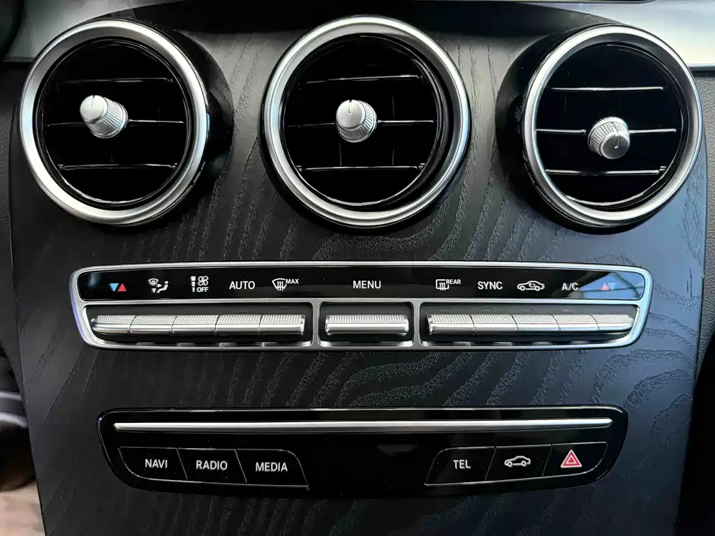 Mercedes-Benz C-Class 2021 — фото 17