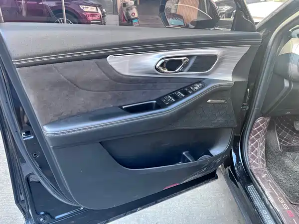 GAC Trumpchi GS8 2023