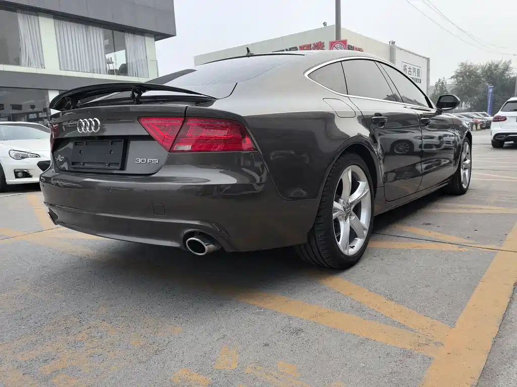 Audi A7 2014 — фото 30