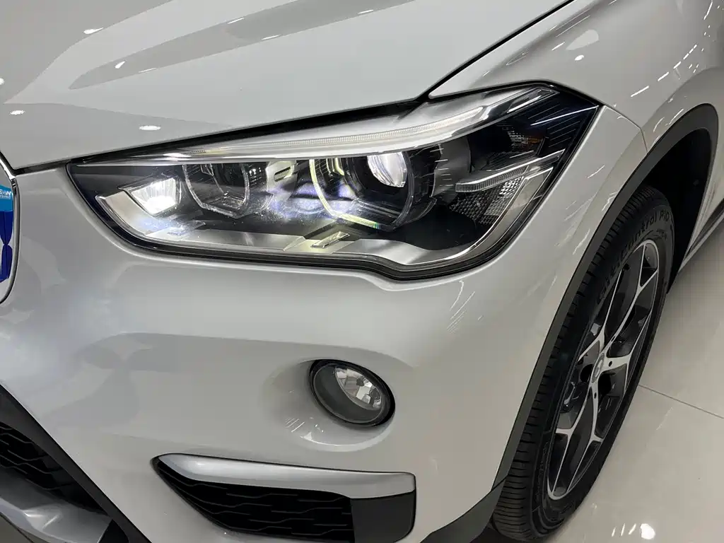 BMW X1 2019 — фото 7