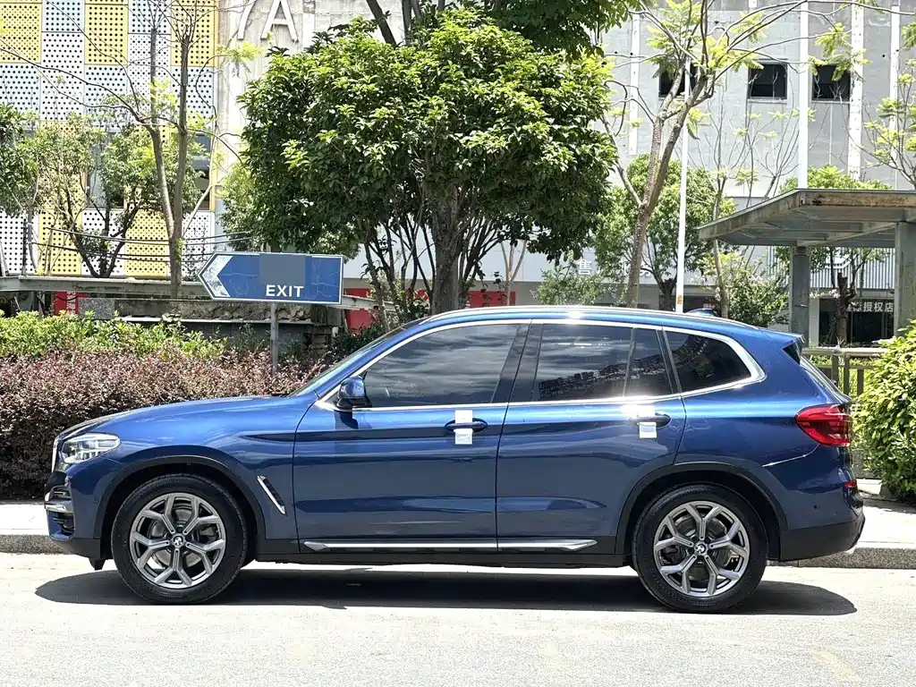 BMW X3 2021 — фото 9