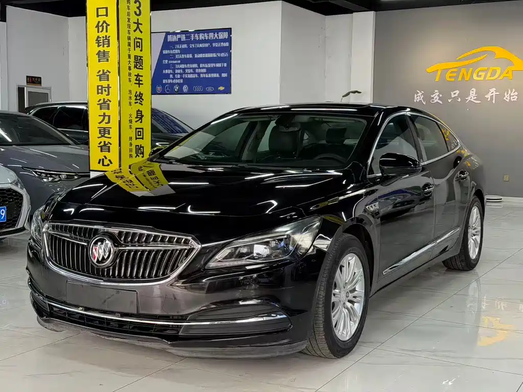 Buick LaCrosse 2019 — фото 1