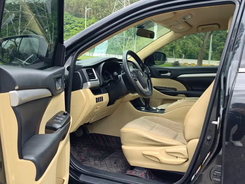 Toyota Highlander 2019 — фото 10