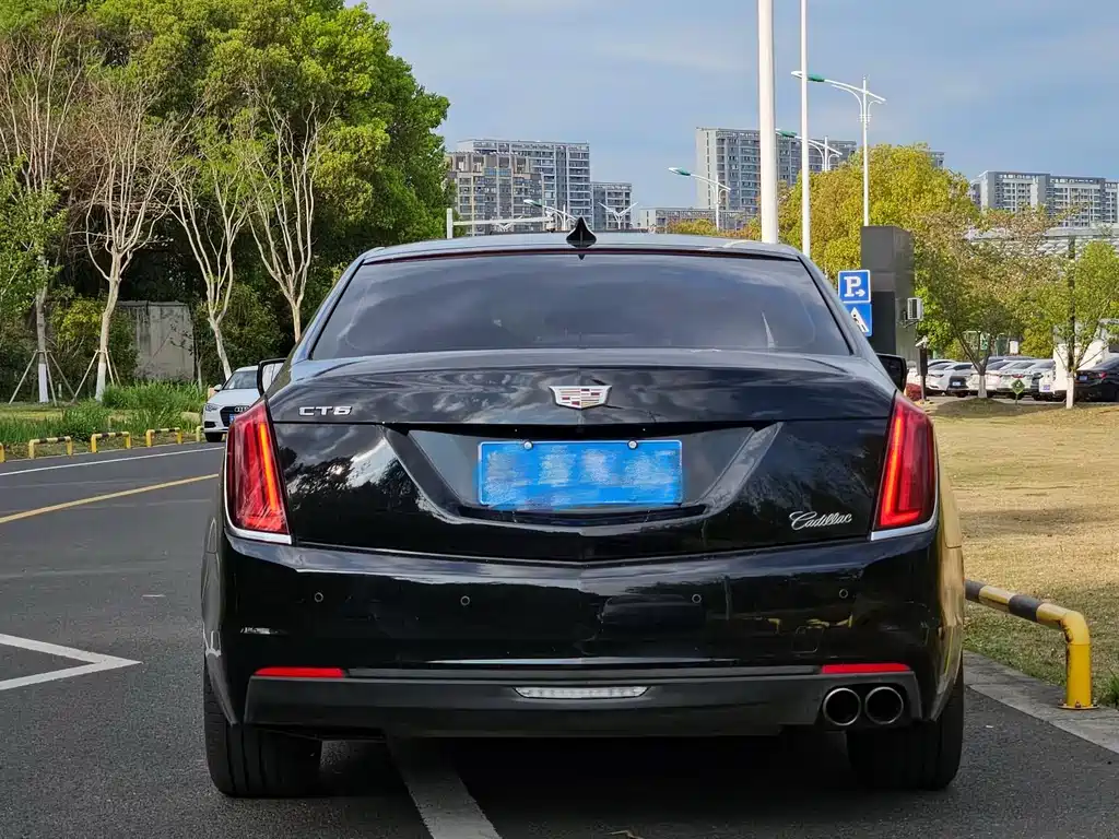 Cadillac CT6 2017 — фото 4