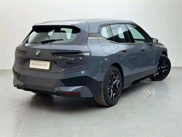 BMW iX M60 2023