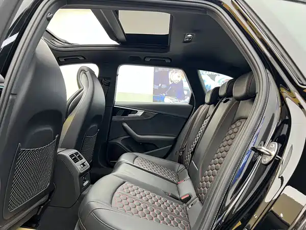Audi RS 4 2024