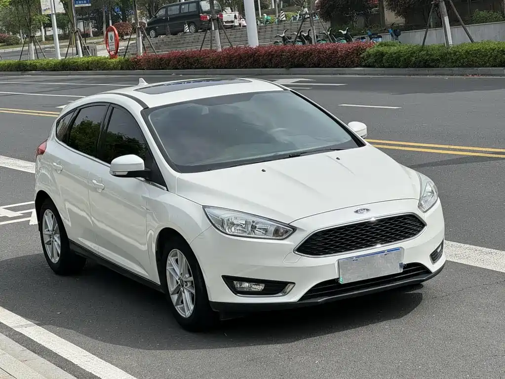 Ford Focus 2017 — фото 3
