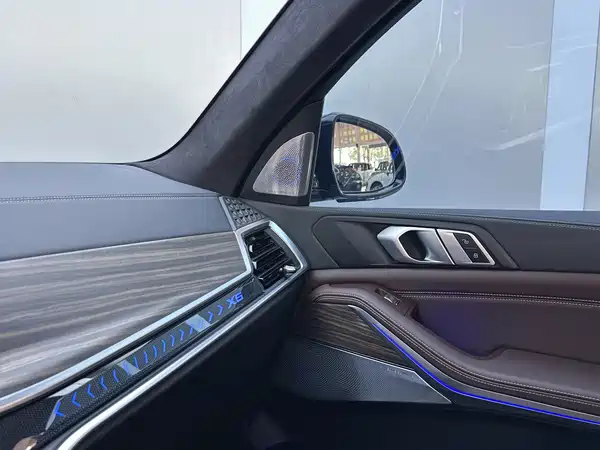 BMW X5 2023