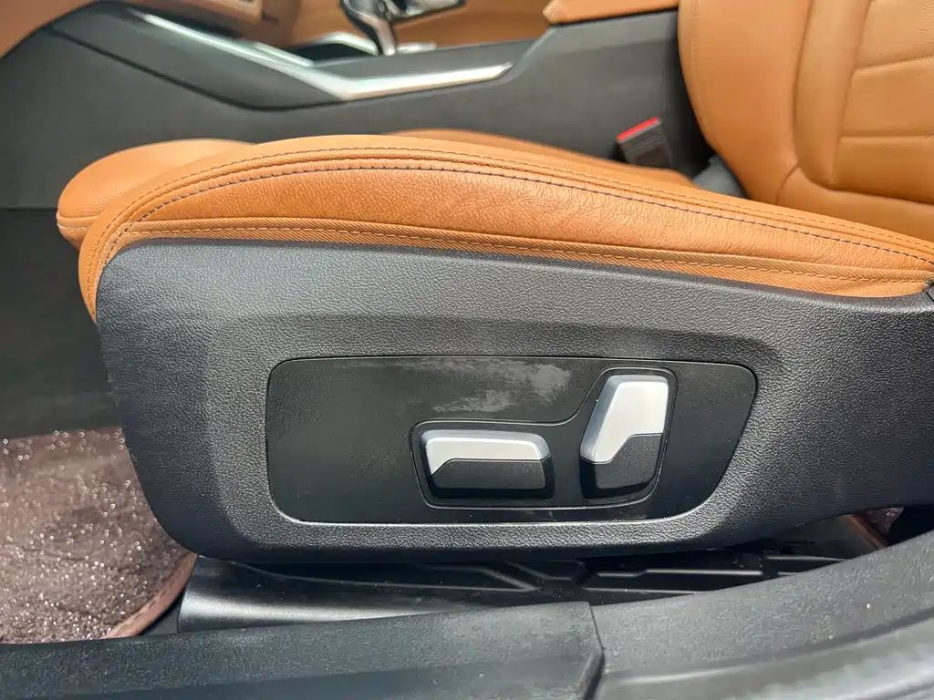 BMW 3 Series 2021 — фото 14