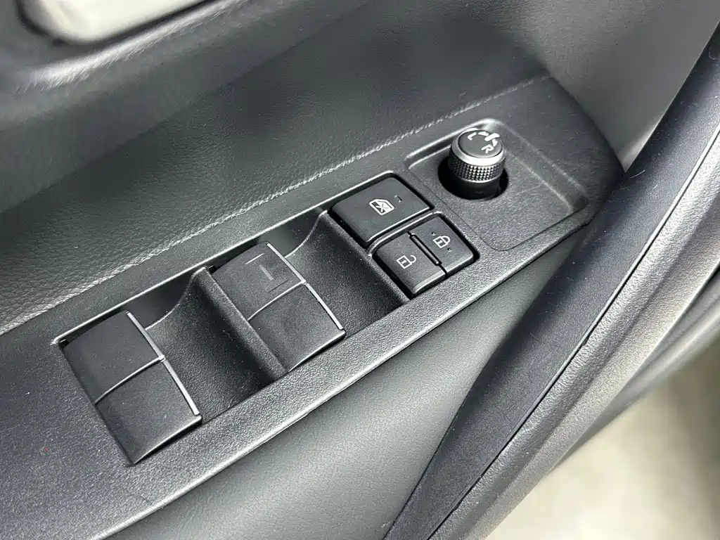 Toyota Corolla 2022 — фото 11