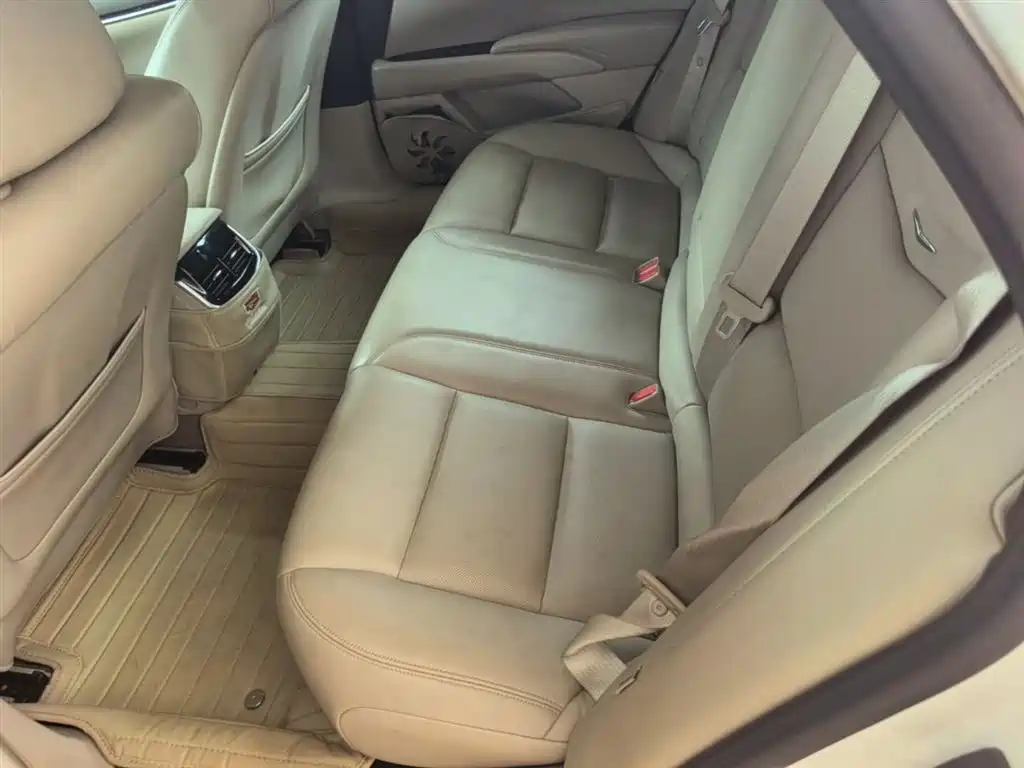 Cadillac XTS 2016 — фото 17