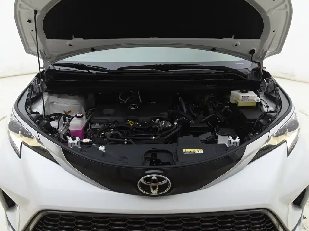 Toyota Granvia 2024