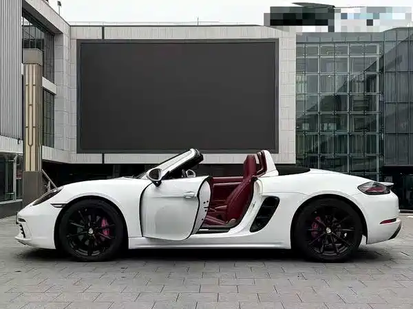 Porsche 718 2023
