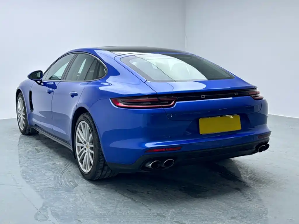 Porsche Panamera 2017 — фото 4