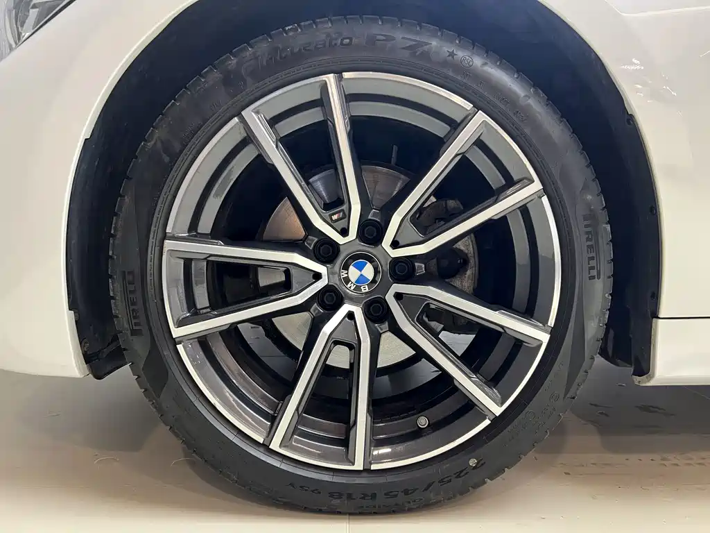 BMW 3 Series 2022 — фото 15