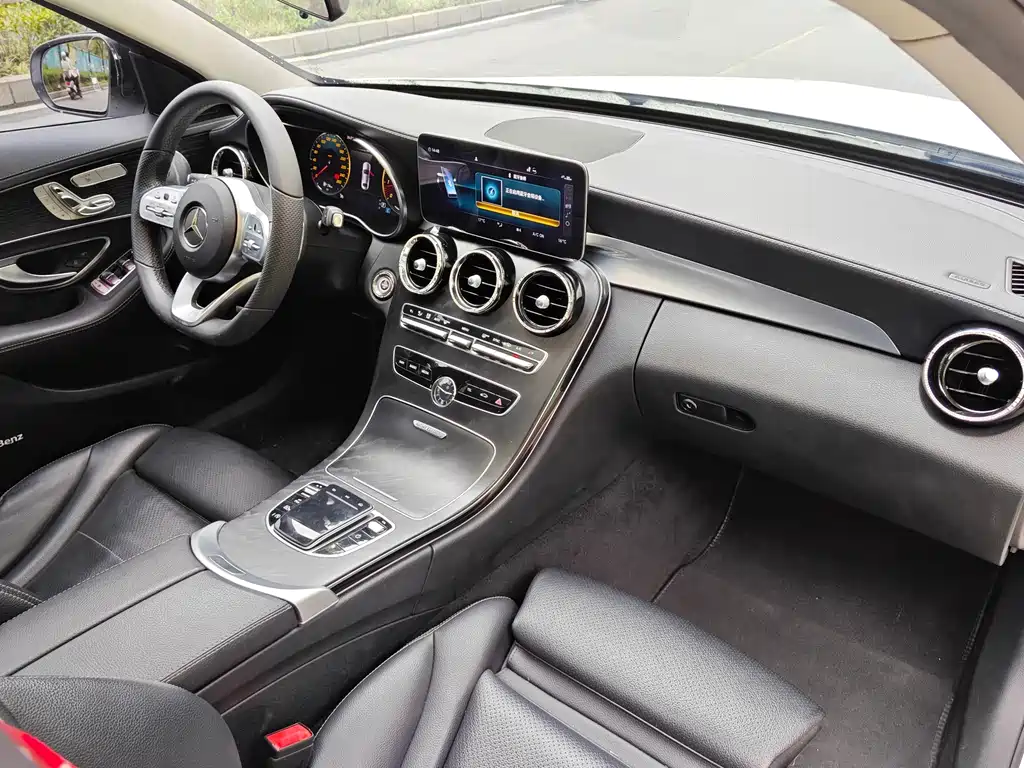 Mercedes-Benz C-Class 2021 — фото 14