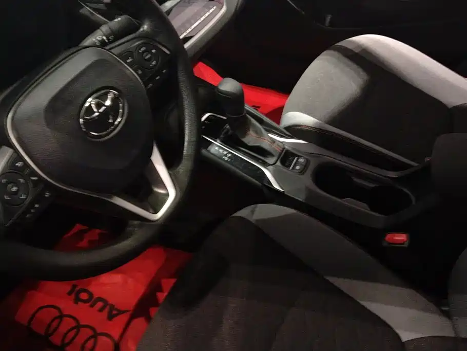 Toyota Corolla 2020 — фото 16