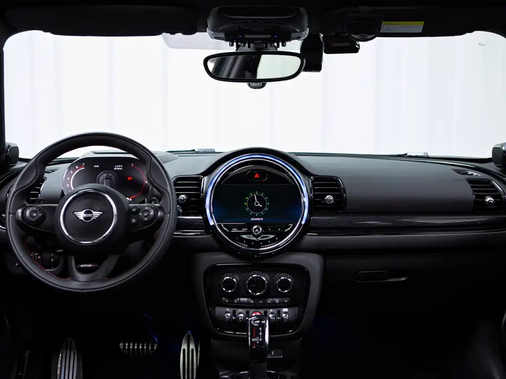 MINI JCW Clubman 2021 — фото 9