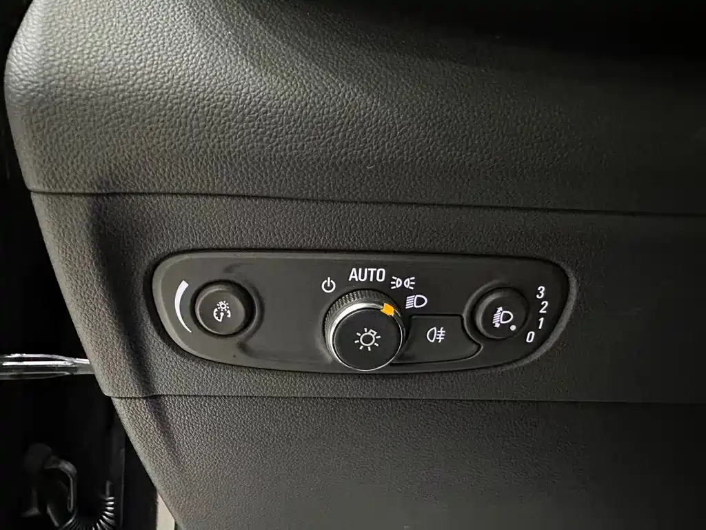 Buick Envision Plus 2024 — фото 12