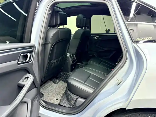 Porsche Macan 2022