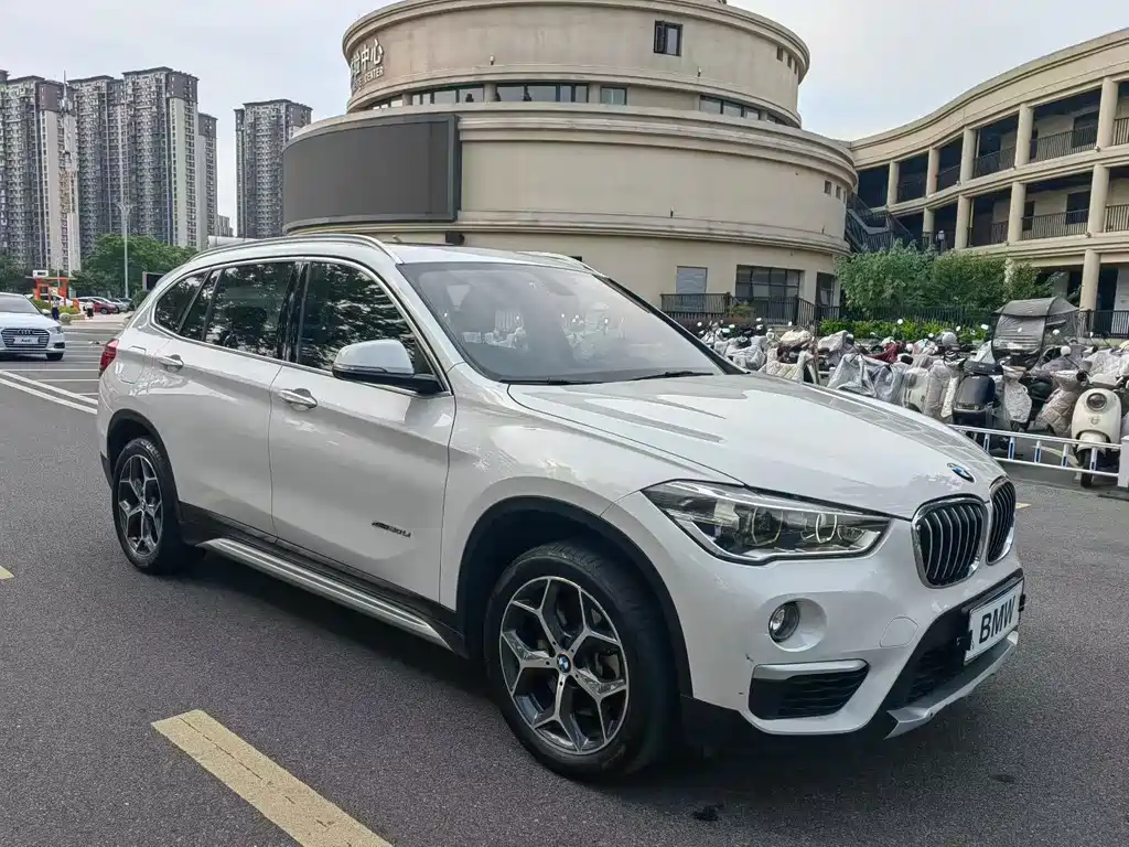 BMW X1 2018 — фото 3