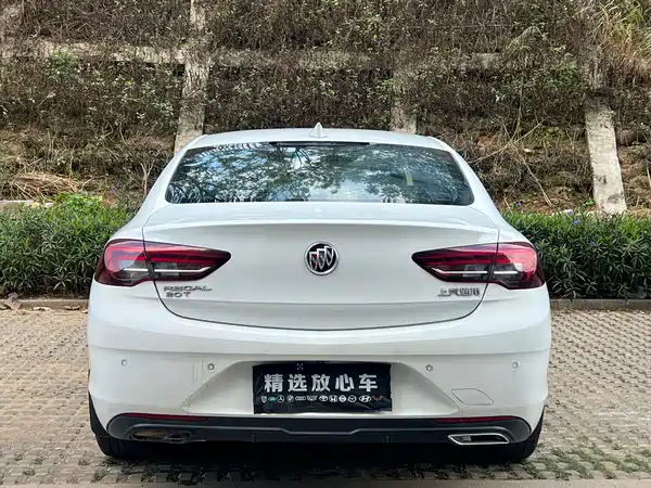 Buick Regal 2020