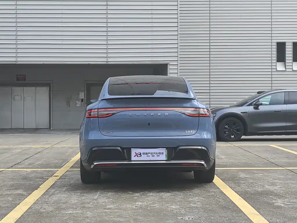 Luxeed R7 2025 — фото 5