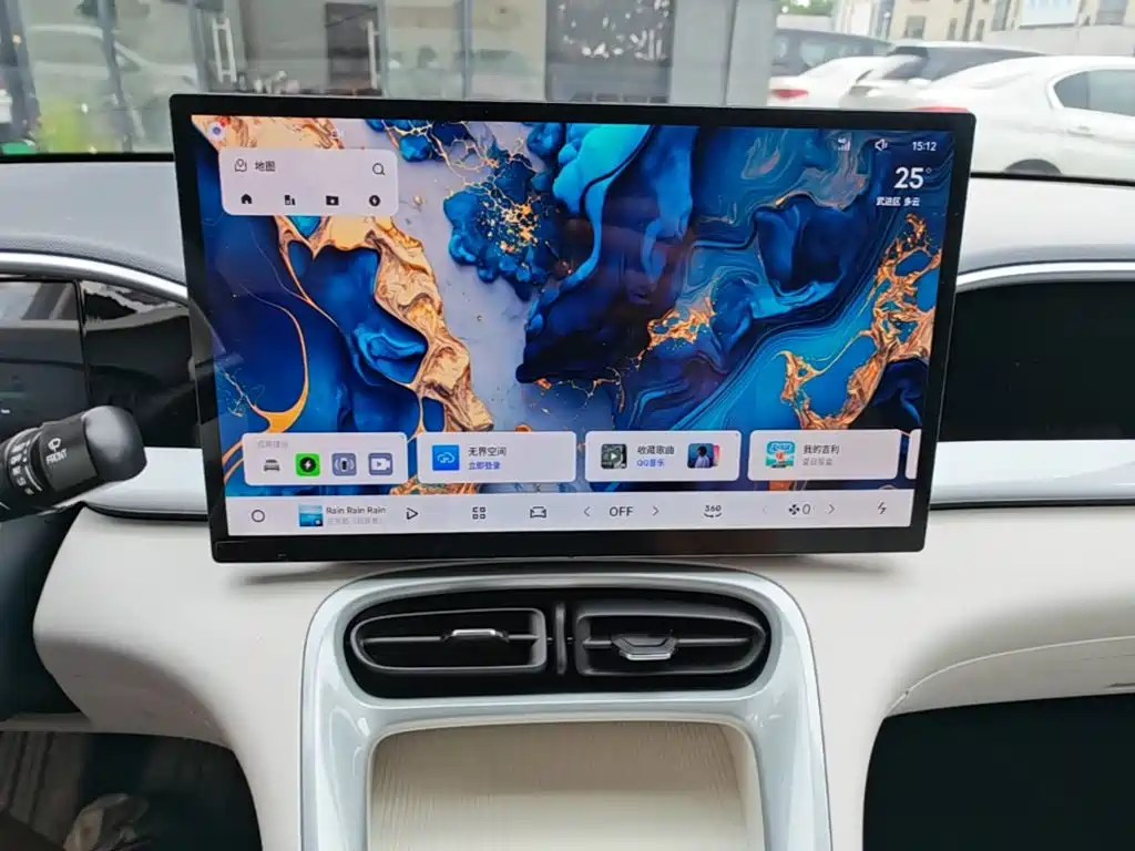 Geely Galaxy Starwish 2025 — фото 13