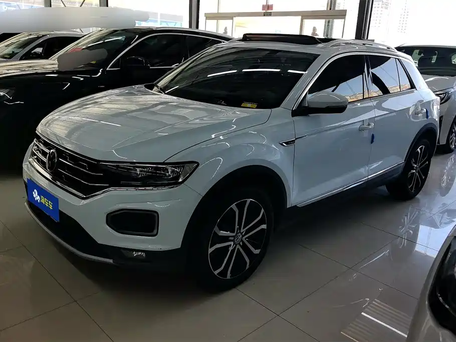 Volkswagen T-Roc 2019 — фото 1