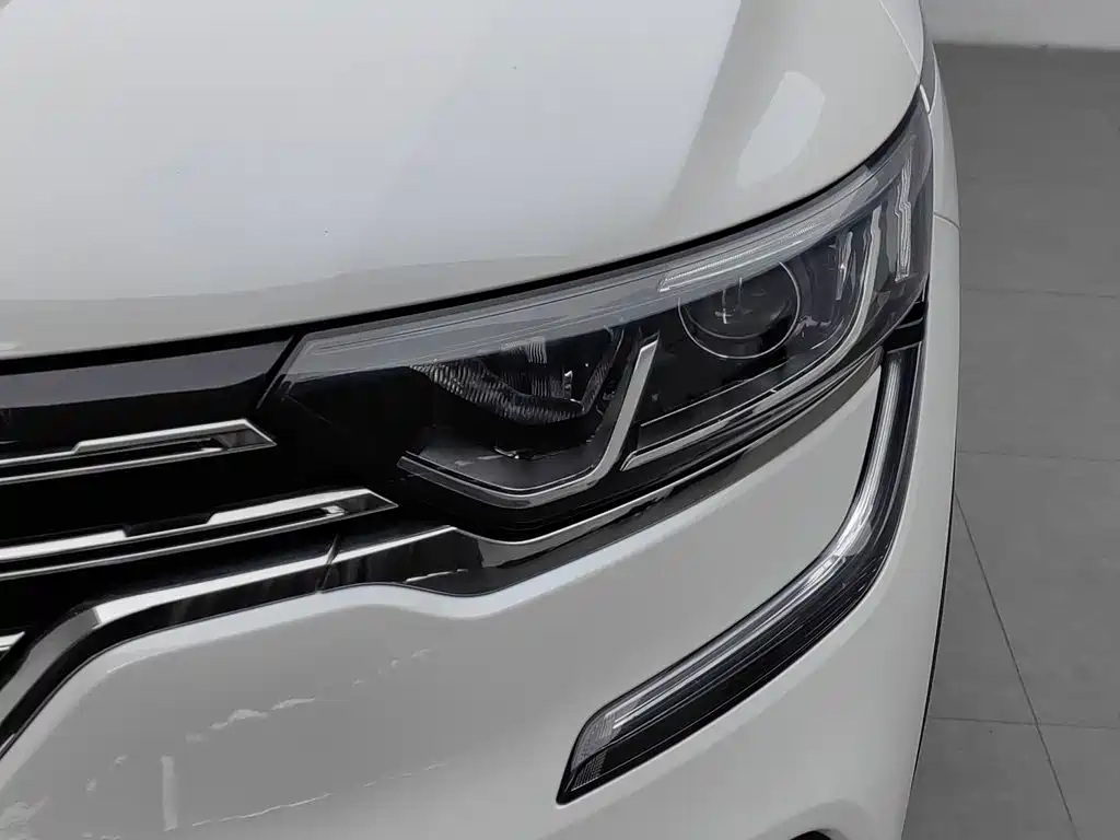 Renault Koleos 2017 — фото 7