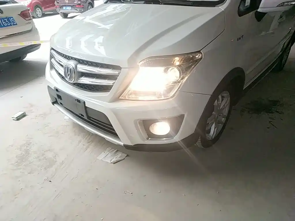 Changan CX20 2015 — фото 24