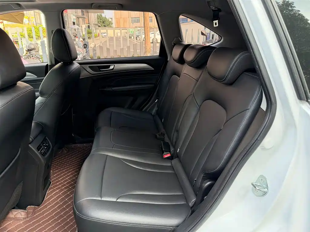 Haval M6 2020 — фото 10