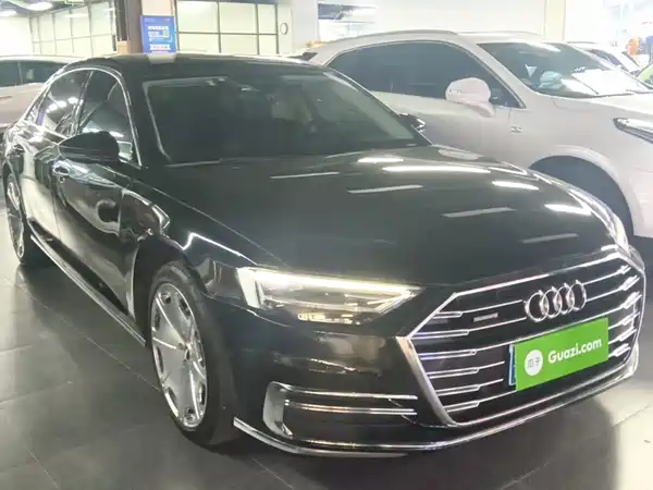 Audi A8 2022