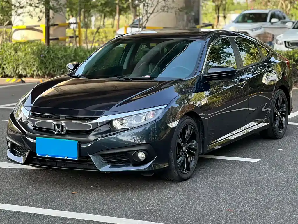 Honda Civic 2017 — фото 1