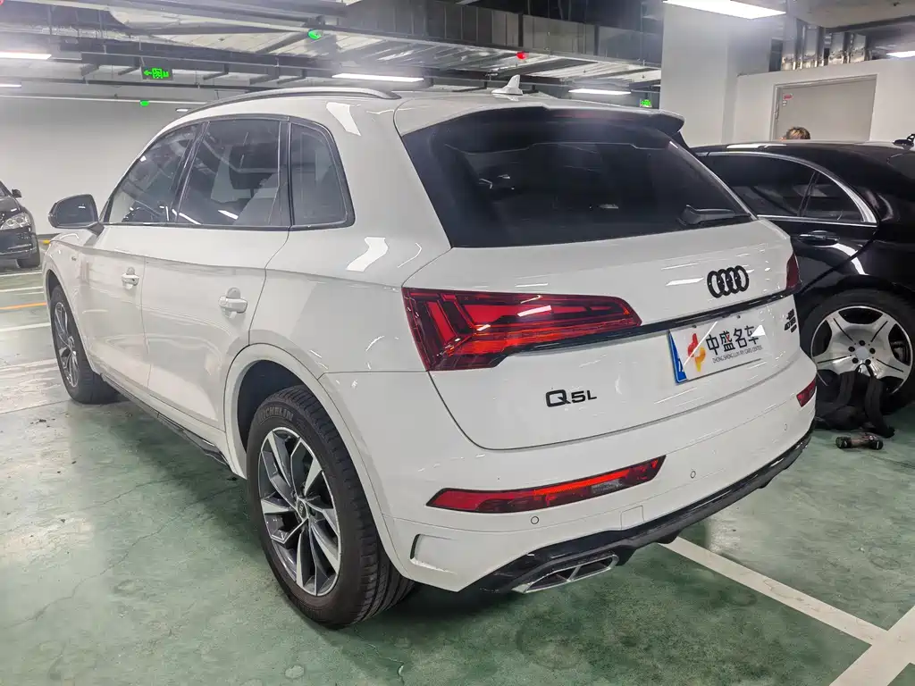 Audi Q5L 2023