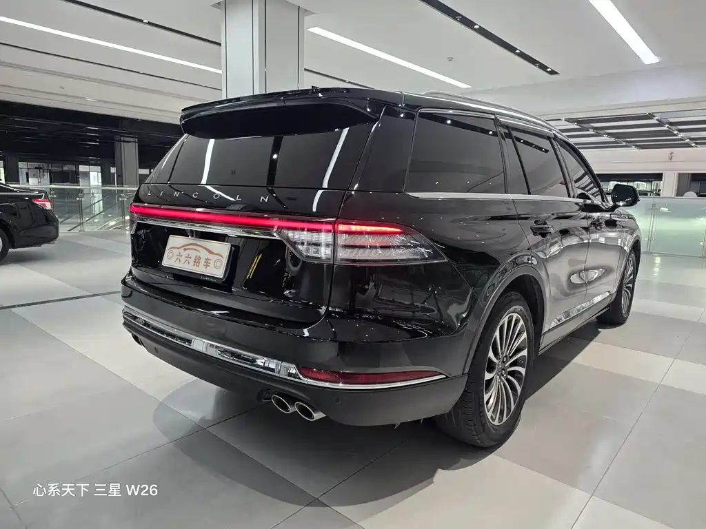 Lincoln Aviator 2021 — фото 17