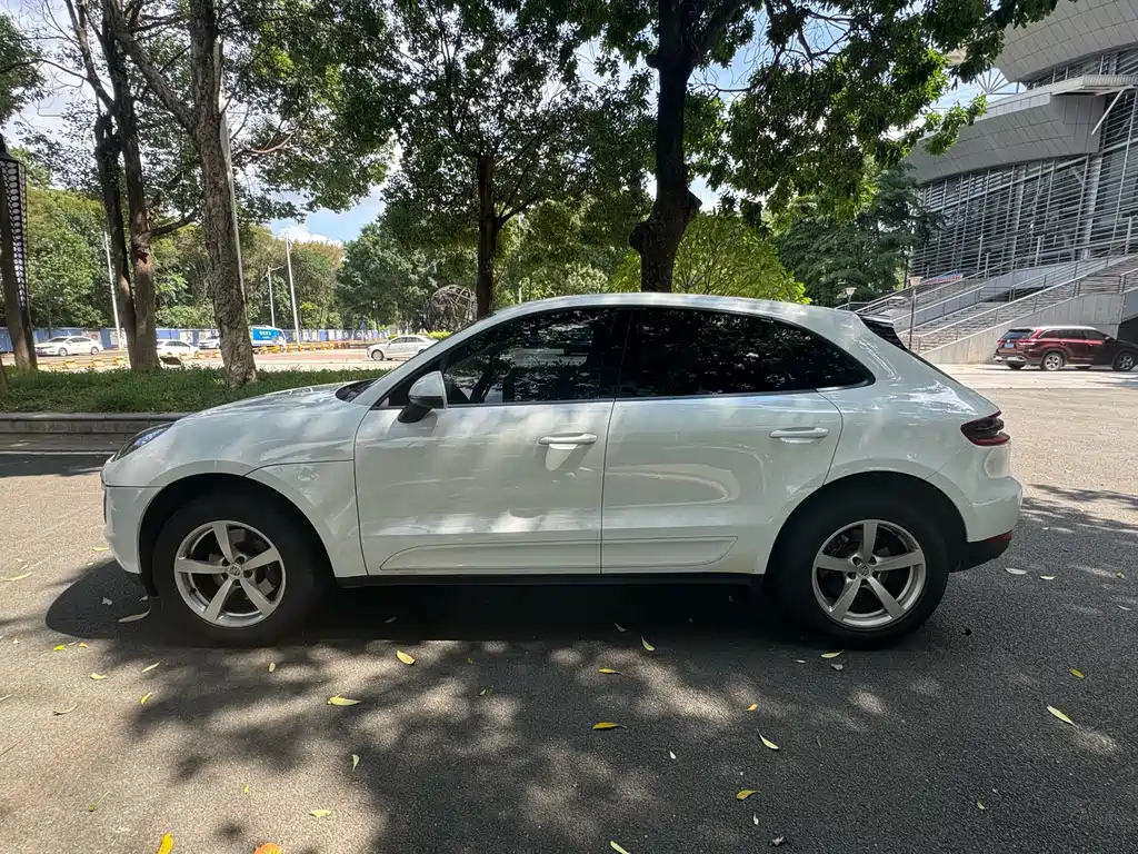 Porsche Macan 2015