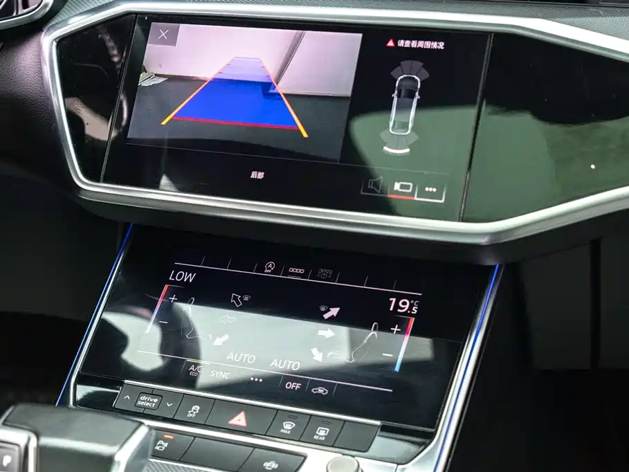 Audi A6L 2022 — фото 15