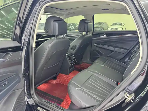 Volkswagen Passat 2024