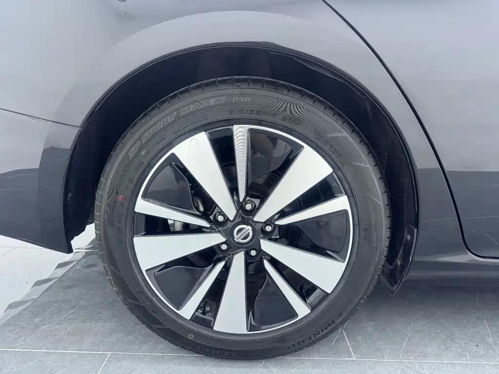 Nissan Teana 2023 — фото 12