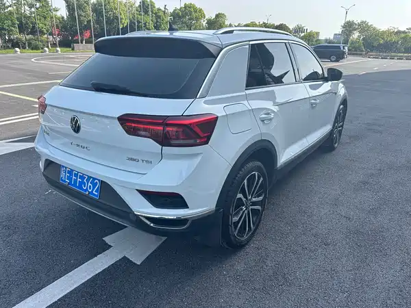 Volkswagen T-Roc 2021