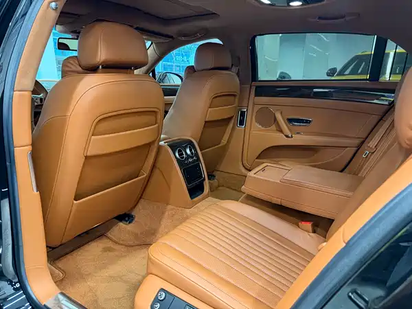Bentley Flying Spur 2018