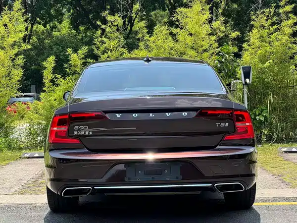 Volvo S90 2018