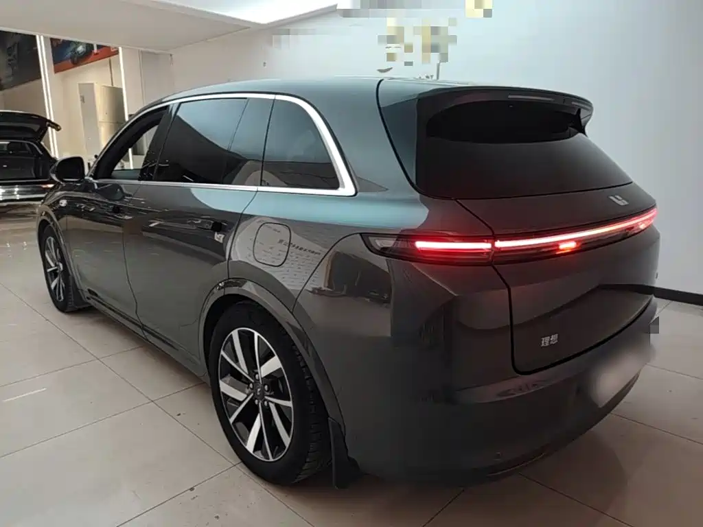Li Auto Li L7 2024