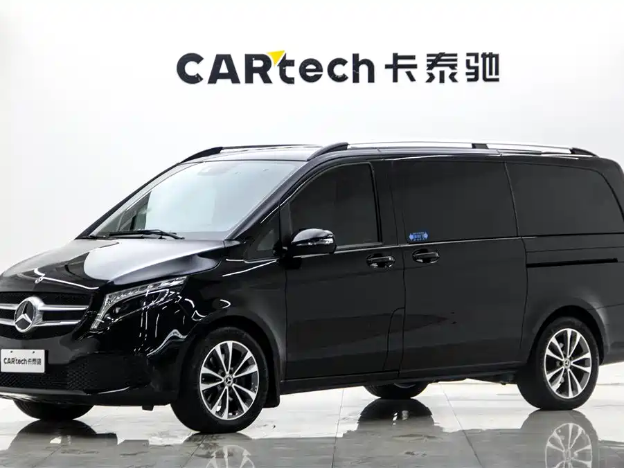 Mercedes-Benz V-Class 2021 — фото 13