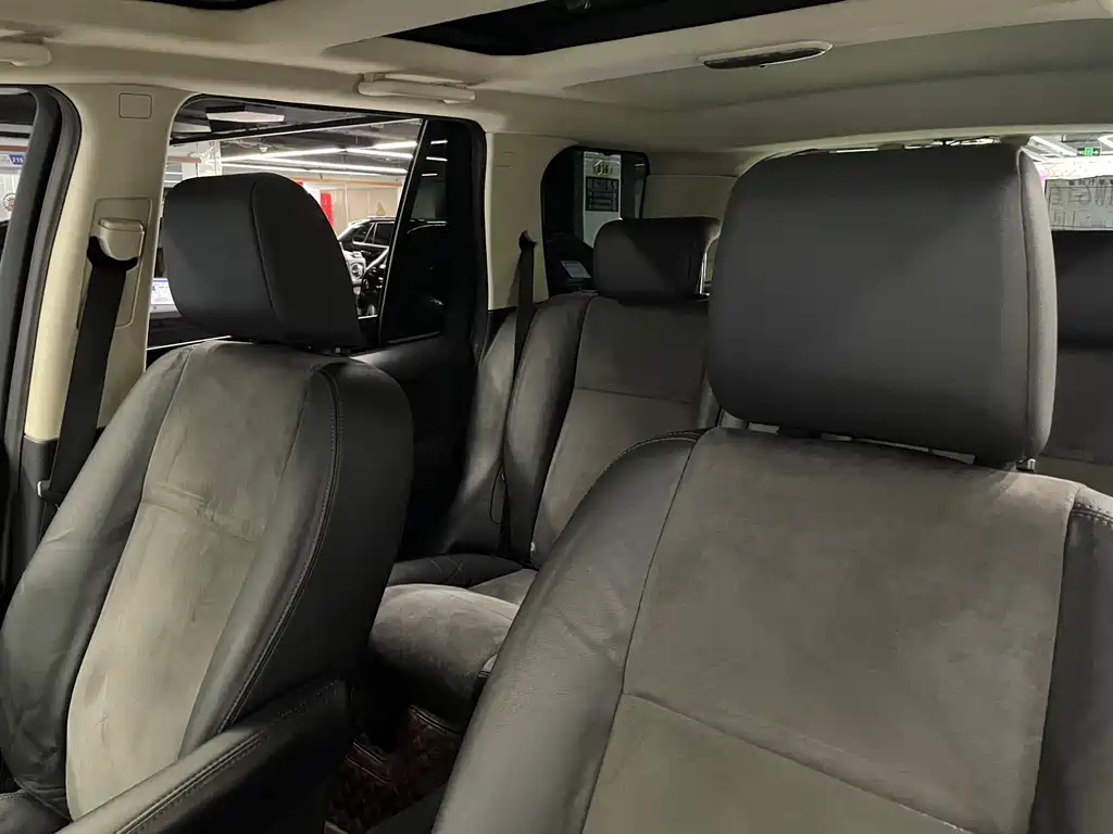Land Rover Freelander 2 2010 — фото 25